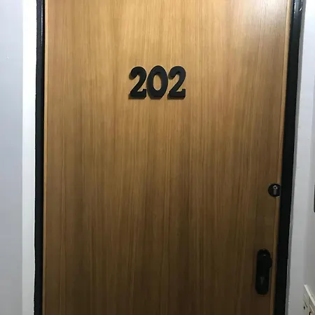 Urban House Siurot 33 Alojamento de Acomodação e Pequeno-almoço 2*