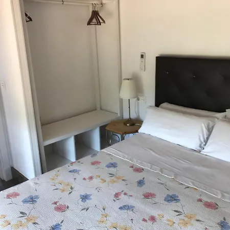 Alojamento de Acomodação e Pequeno-almoço Urban House Siurot 33