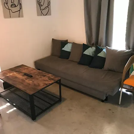 Urban House Siurot 33 Alojamento de Acomodação e Pequeno-almoço 2*