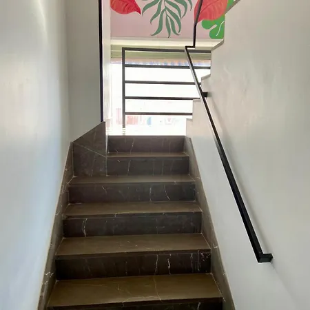 Urban House Siurot 33 Alojamento de Acomodação e Pequeno-almoço 2*