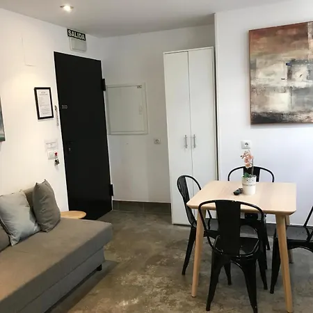 Urban House Siurot 33 Bed & Breakfast 2*